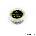 pearl-battle-dice-25-greenskins-12mm (1).jpg